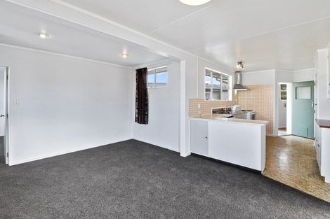 Photo of property in 2 Drake Street, Levin, 5510