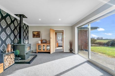 Photo of property in 216 Ryal Bush Wallacetown Road, Branxholme, Invercargill, 9876