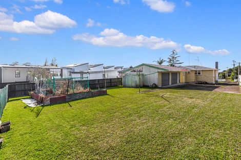 Photo of property in 33 Glenorchy Street, Glen Eden, Auckland, 0602