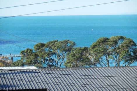 Photo of property in 1/28 Bournemouth Terrace, Murrays Bay, Auckland, 0630