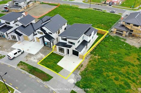 Photo of property in 12 Korowhiti Road, Clarks Beach, 2122