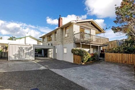 Photo of property in 319 Albany Highway, Rosedale, Auckland, 0632