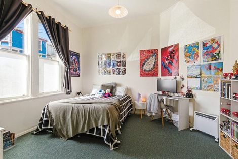 Photo of property in 72-76 Tasman Street, Mount Cook, Wellington, 6021