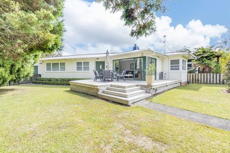 Photo of property in 93 Marne Road, Papakura, 2110