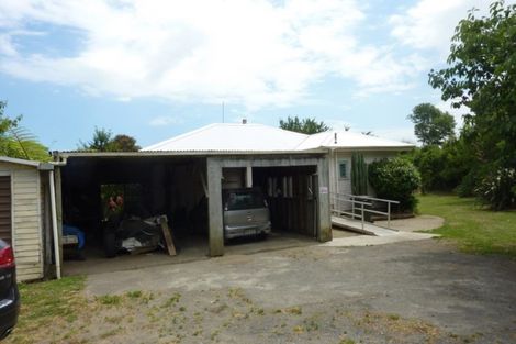 Photo of property in 636 Ararata Road, Hawera, 4674