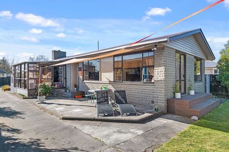 Photo of property in 11 Fairmont Place, Hornby, Christchurch, 8042