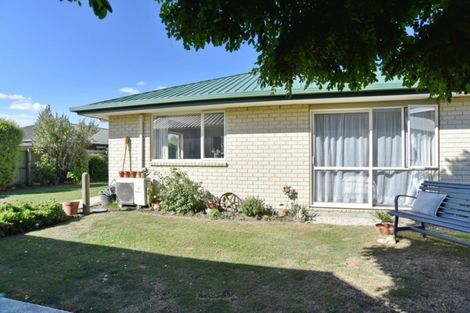 Photo of property in 60a Main North Road, Woodend, 7610
