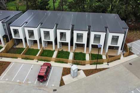 Photo of property in 25 Whai Hua Lane, Mangere Bridge, Auckland, 2022