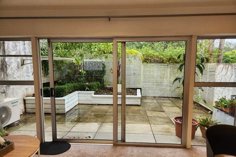 Photo of property in 1/20 Maritime Terrace, Birkenhead, Auckland, 0626