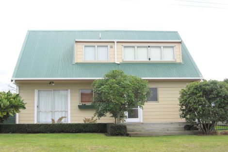 Photo of property in 302 Tamaki Road, Whangamata, 3620