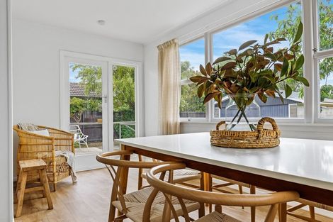 Photo of property in 250 Condell Avenue, Papanui, Christchurch, 8053