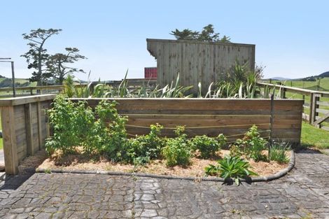 Photo of property in 66 Waiteitei Road, Wellsford, 0974