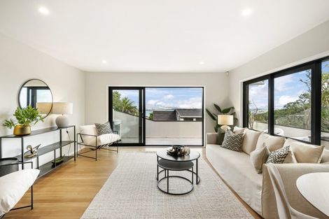 Photo of property in 5 Island Bay Road, Beach Haven, Auckland, 0626