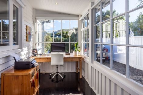 Photo of property in 100 Esplanade, Sumner, Christchurch, 8081