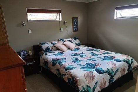 Photo of property in 62a Marine Parade, Otaki Beach, Otaki, 5512