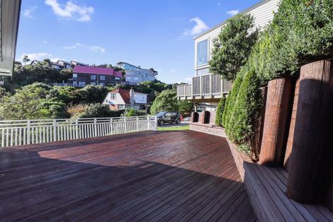 Photo of property in 55 Hungerford Road, Houghton Bay, Wellington, 6023