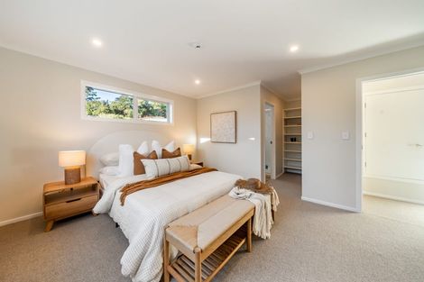 Photo of property in 70b Heretaunga Square, Silverstream, Upper Hutt, 5019