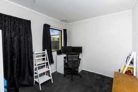 Photo of property in 5 Gloucester Street, Silverstream, Upper Hutt, 5019