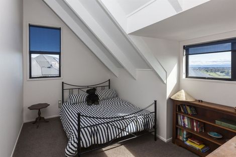 Photo of property in 68 Penruddock Rise, Westmorland, Christchurch, 8025