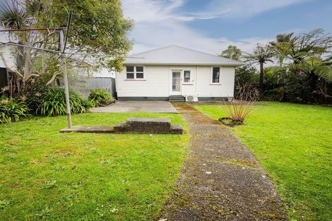 Photo of property in 15 Domain Terrace, Karoro, Greymouth, 7805