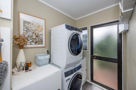 Photo of property in 5 Raleigh Avenue, Fairview Downs, Hamilton, 3214