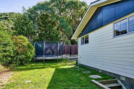 Photo of property in 42 Spinnaker Drive, Whitby, Porirua, 5024