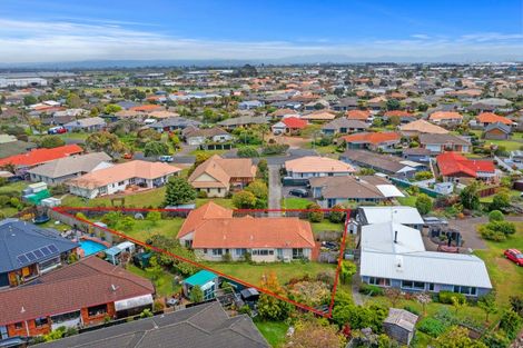 Photo of property in 18 Jasmine Place, Mount Maunganui, 3116