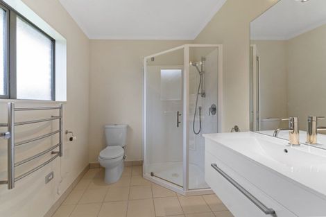 Photo of property in 28 Sue Avenue, Otaki, 5512