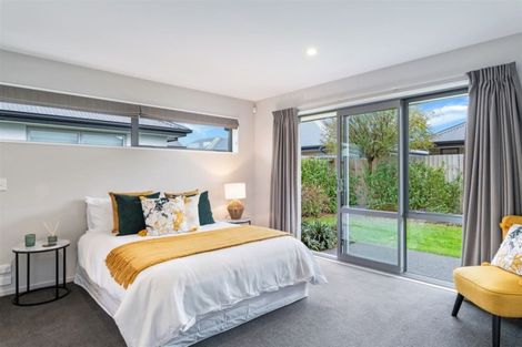 Photo of property in 5 Bradwell Crescent, Halswell, Christchurch, 8025