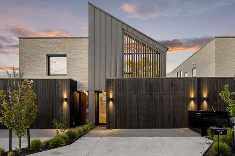 Photo of property in 32a Gracefield Avenue, Christchurch Central, Christchurch, 8013