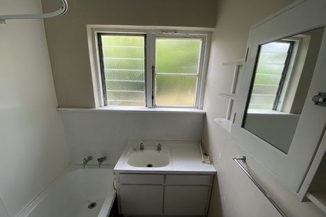 Photo of property in 6 Huia Street, Riccarton, Christchurch, 8041