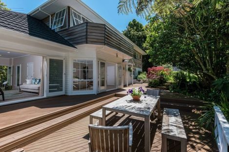 Photo of property in 13 Fenton Terrace, Cockle Bay, Auckland, 2014