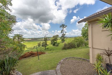 Photo of property in 17 Highgrove Drive, Grandview Heights, Hamilton, 3200