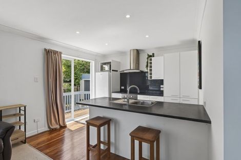 Photo of property in 281 Tukapa Street, Hurdon, New Plymouth, 4310