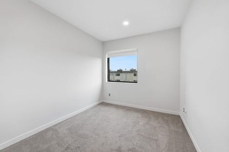 Photo of property in 26 Meritage Lane, Te Atatu South, Auckland, 0610