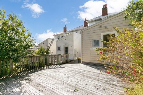 Photo of property in 72-76 Tasman Street, Mount Cook, Wellington, 6021