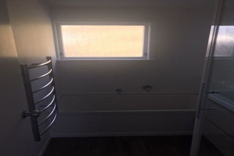 Photo of property in 18 Filmer Place, Melville, Hamilton, 3206