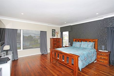 Photo of property in 17 Orchard Rise, Rosehill, Papakura, 2113