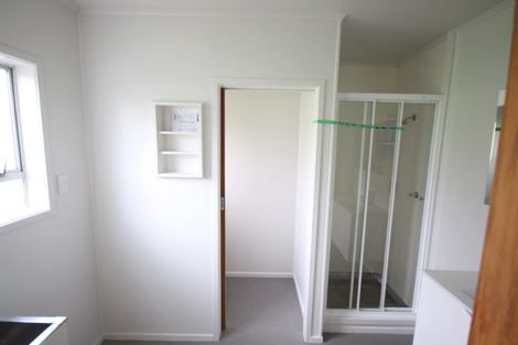 Photo of property in 64a Clayburn Road, Glen Eden, Auckland, 0602