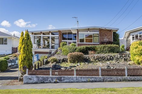 Photo of property in 11 Saint Edmund Crescent, Tawa, Wellington, 5028