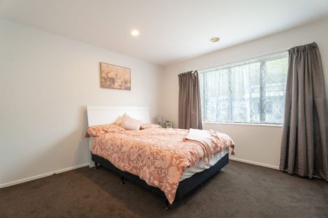 Photo of property in 8 Neston Grove, Churton Park, Wellington, 6037
