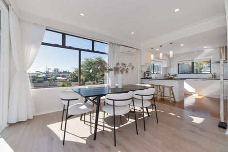 Photo of property in 25 Coates Road, Cockle Bay, Auckland, 2014