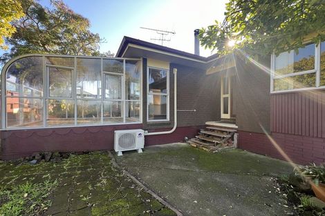 Photo of property in 57 Casuarina Road, Half Moon Bay, Auckland, 2012