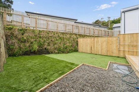 Photo of property in 1/5 Tawa Terrace, Tawa, Wellington, 5028