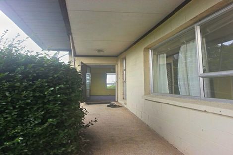 Photo of property in 2/63 High Road, Glenfield, Auckland, 0629