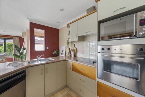 Photo of property in 25a Pembroke Street, Taradale, Napier, 4112