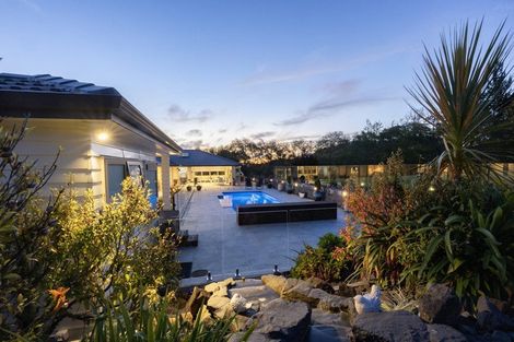 Photo of property in 35 Terry Smyth Drive, Kumeu, 0892