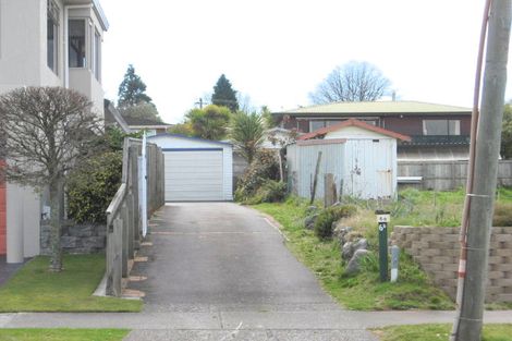 Photo of property in 2/6 Mere Road, Taupo, 3330