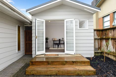 Photo of property in 21 Pelorus Street, Glenview, Hamilton, 3206