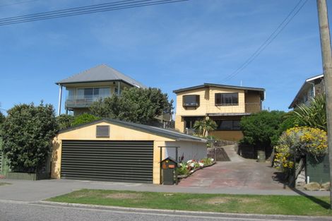 Photo of property in 419 Marine Parade, South New Brighton, Christchurch, 8062